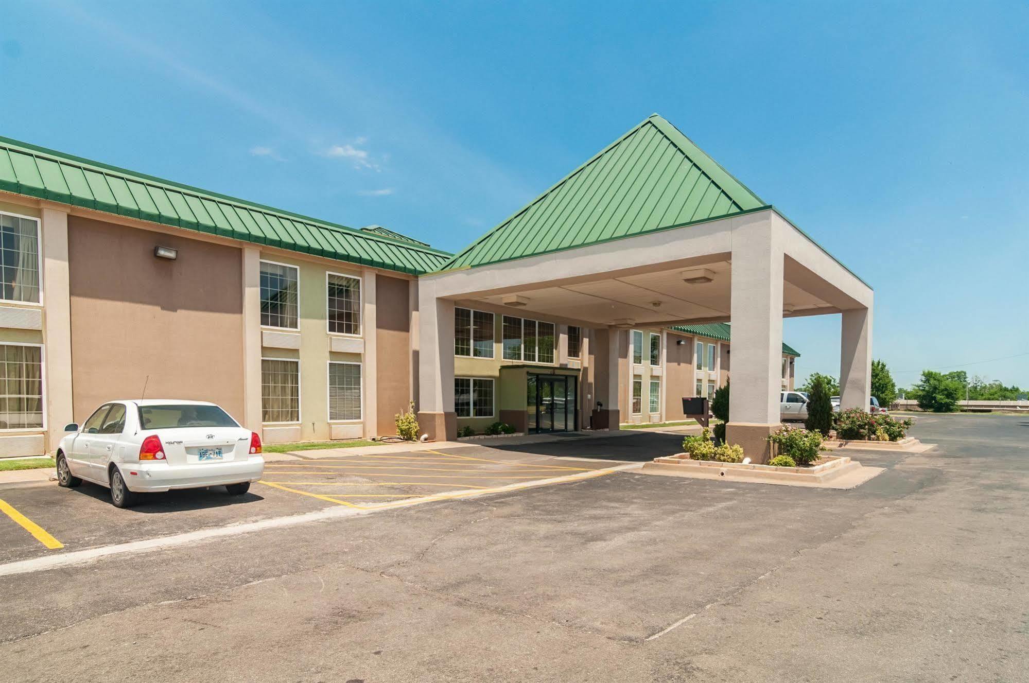 Studio 6 Oklahoma Stadt Exterior foto